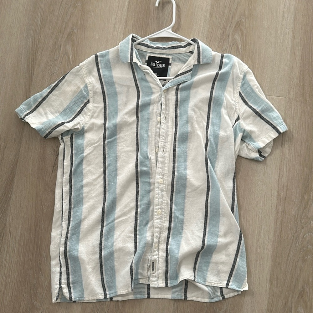 Hollister botton down shirt